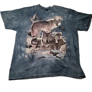 The Mountain Wolf's with wolf pups Sz XL